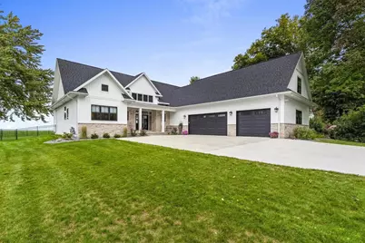 1751 East Shore Circle, Green Bay, WI 54302 - Photo 10