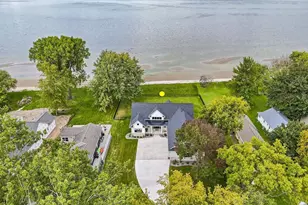 1751 E Shore Cir, Green Bay, WI 54302 - Photo 30