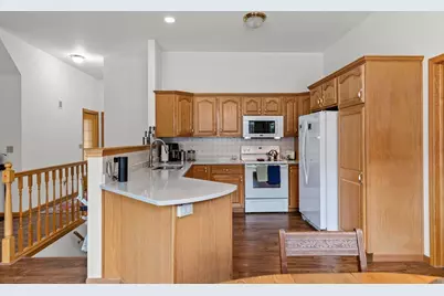 1513 Dickenson Court, Neenah, WI 54956 - Photo 10