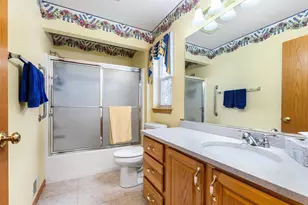 1513 Dickenson Ct, Neenah, WI 54956 - Photo 20