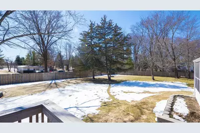 707 Sunset Drive, Redgranite, WI 54970 - Photo 12