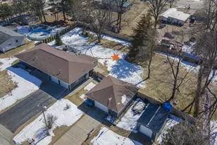 707 Sunset Dr, Redgranite, WI 54970 - Photo 8