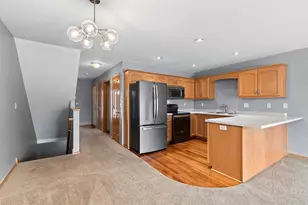 2191 Trailside Ln, De Pere, WI 54115 - Photo 6