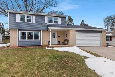 425 Saratoga Street, Green Bay, WI 54303 - Photo 1