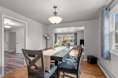 425 Saratoga Street, Green Bay, WI 54303 - Photo 8