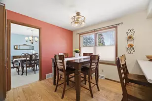 705 S Goldenrod Dr, Appleton, WI 54914 - Photo 8