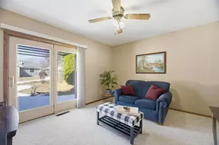 705 S Goldenrod Dr, Appleton, WI 54914 - Photo 12