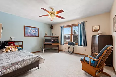 2911 Ridgeway Drive, Neenah, WI 54956 - Photo 18