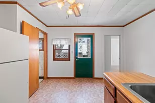 1503 7th St, Marinette, WI 54143 - Photo 44