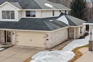 1124 Heyerdahl Heights, Hobart, WI 54155 - Photo 30