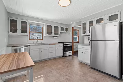 1623 Jay Lane, Green Bay, WI 54304 - Photo 8