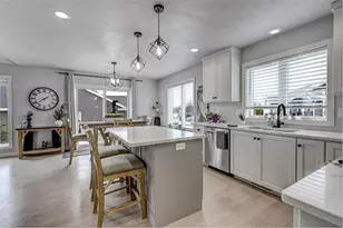 2701 W Fallen Oak Dr, Appleton, WI 54913 - Photo 14