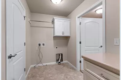 1242 Pond View Circle #18, De Pere, WI 54115 - Photo 20