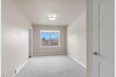 1242 Pond View Circle #18, De Pere, WI 54115 - Photo 26