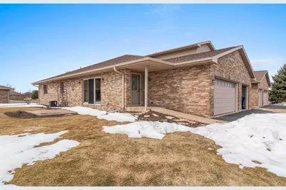 1267 Pond View Circle #42, De Pere, WI 54115 - Photo 4