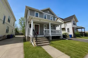 549 Jefferson St, Oshkosh, WI 54901 - Photo 2