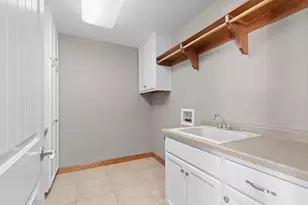 3585 Glen Abbey Dr, Green Bay, WI 54311 - Photo 44