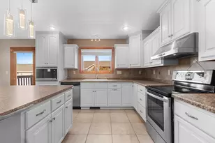 3585 Glen Abbey Dr, Green Bay, WI 54311 - Photo 24