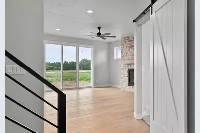 N8872 Galway Lane, Menasha, WI 54952 - Photo 12