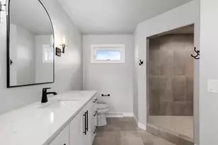 N8872 Galway Ln, Menasha, WI 54952 - Photo 16