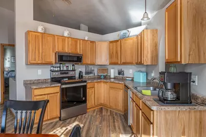 286 Goldenrod Drive, Omro, WI 54963 - Photo 6