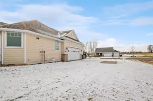 581 Royal Saint Pats Dr, Wrightstown, WI 54180 - Photo 62