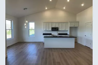 920 Clover Court, Menasha, WI 54952 - Photo 14