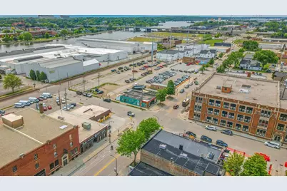 201 S Broadway Street, Green Bay, WI 54303 - Photo 4