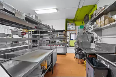 201 S Broadway Street, Green Bay, WI 54303 - Photo 22