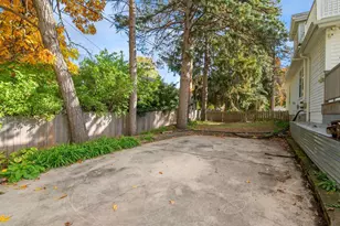 2534 S Webster Ave, Green Bay, WI 54301 - Photo 36