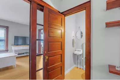 2534 S Webster Avenue, Green Bay, WI 54301 - Photo 10