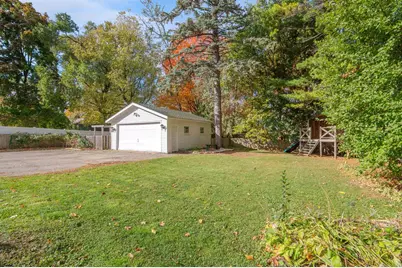 2534 S Webster Avenue, Green Bay, WI 54301 - Photo 38