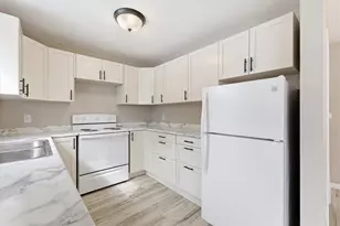 115 W 4th St, Manawa, WI 54949 - Photo 6