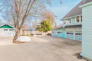 1016 Washington Ave, Oshkosh, WI 54901 - Photo 48