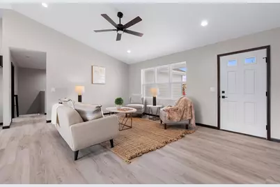 N9272 Constellation Drive, Appleton, WI 54915 - Photo 6