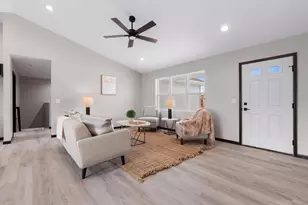 N9272 Constellation Dr, Appleton, WI 54915 - Photo 6