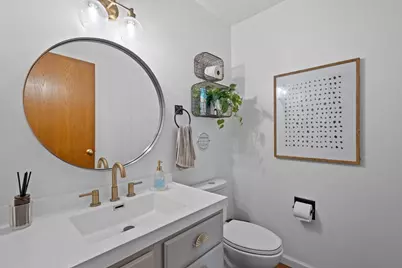 2310 Graceland Court, Oshkosh, WI 54904 - Photo 8