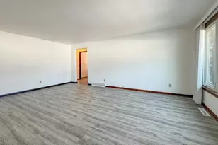 2220 Deer Trail, Green Bay, WI 54302 - Photo 6