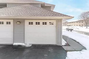 4735 N Newcastle Ln, Appleton, WI 54913 - Photo 4