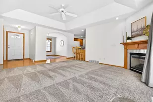 4745 Westbrook Ct, Appleton, WI 54913 - Photo 6