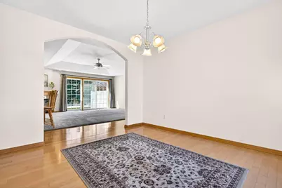 4745 Westbrook Court, Appleton, WI 54913 - Photo 8