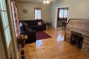 721 W Commercial St, Appleton, WI 54914 - Photo 4