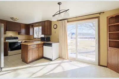 1569 Orchid Lane, Green Bay, WI 54313 - Photo 4