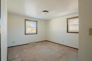 1569 Orchid Ln, Green Bay, WI 54313 - Photo 6