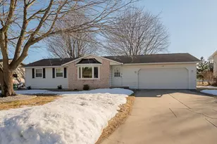1569 Orchid Ln, Green Bay, WI 54313 - Photo 1