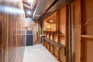 1569 Orchid Ln, Green Bay, WI 54313 - Photo 12