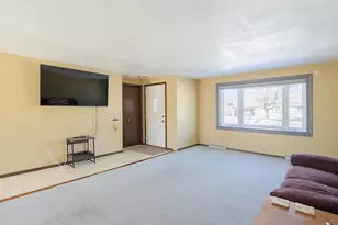 1569 Orchid Ln, Green Bay, WI 54313 - Photo 2