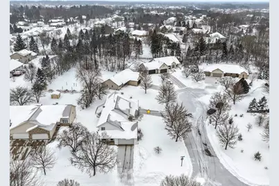 2700 Maple Hills Drive, Green Bay, WI 54313 - Photo 10