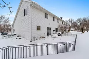 2700 Maple Hills Dr, Green Bay, WI 54313 - Photo 38