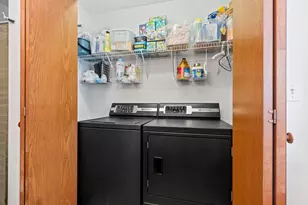 2700 Maple Hills Dr, Green Bay, WI 54313 - Photo 28